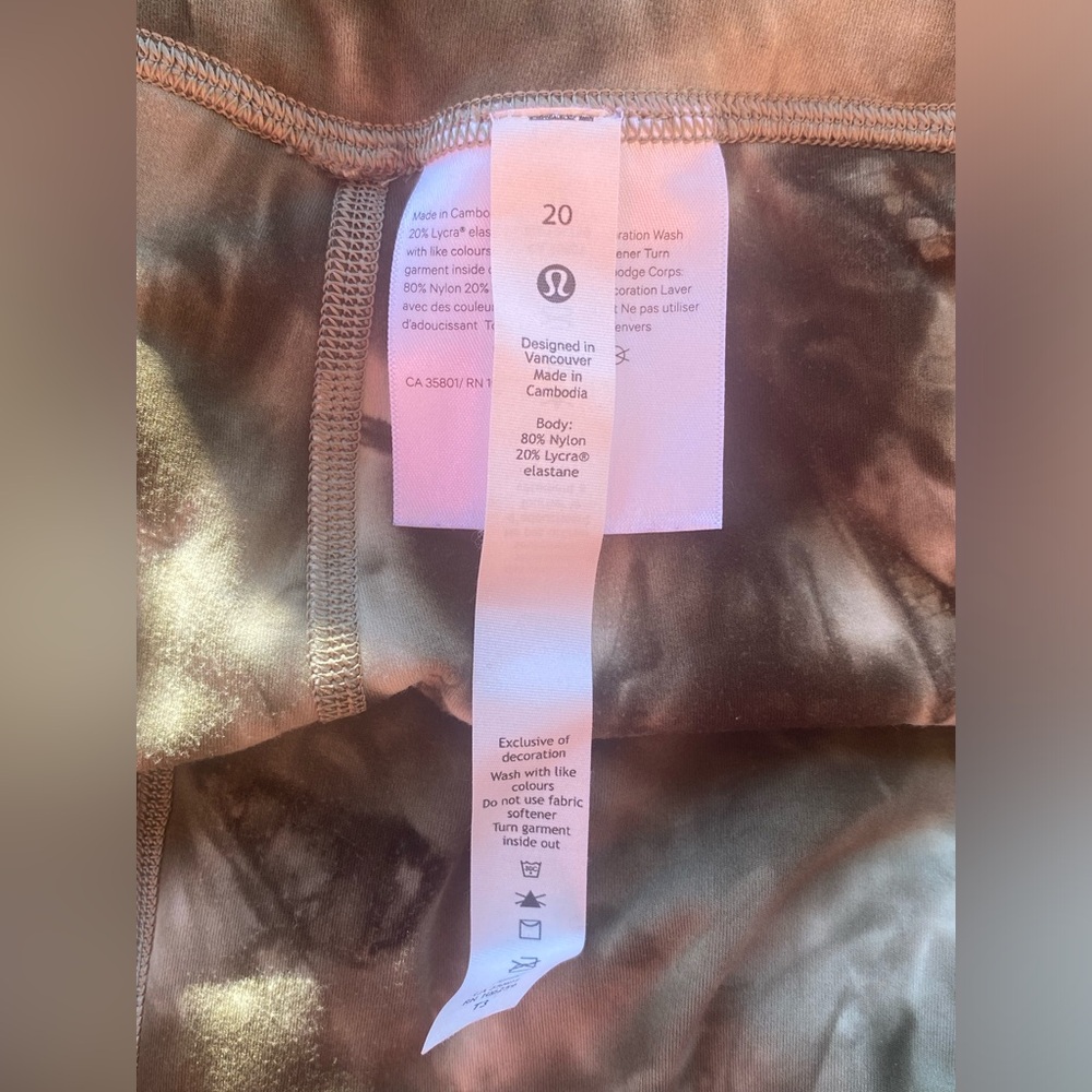Lululemon Align High-Rise Pant with Pockets 25"
Diamond Dye Light Sage, Size 20 - Picture 11 of 11